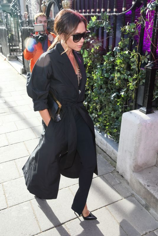 VICTORIA BECKHAM Arrives at International Women’s Day Breakfast at Annabel’s in London 03/08/2019