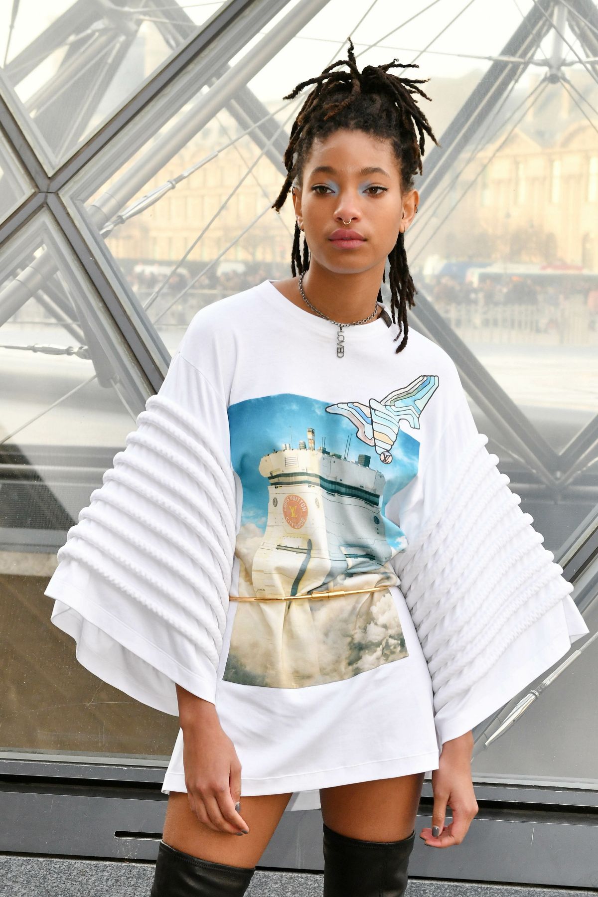 WILLOW SMITH at Louis Vuitton Show at Paris Fashion Week 03/05