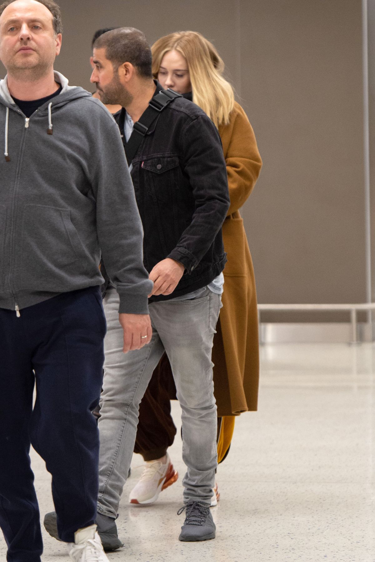 ADELE at JFK Airport in New York 04/02/2019 - HawtCelebs