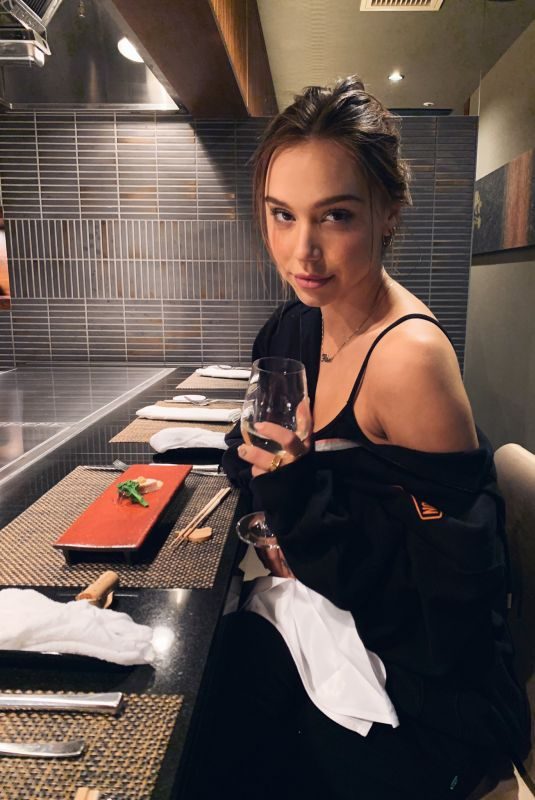 ALEXIS REN – Instagram Pictures 04/01/2019