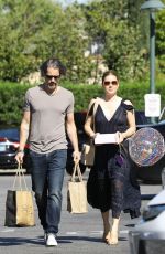 AMY ADAMS and Darren Le Gallo Shopping at Bristol Farms in Beverly Hills 04/10/2019