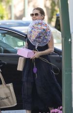 AMY ADAMS and Darren Le Gallo Shopping at Bristol Farms in Beverly Hills 04/10/2019