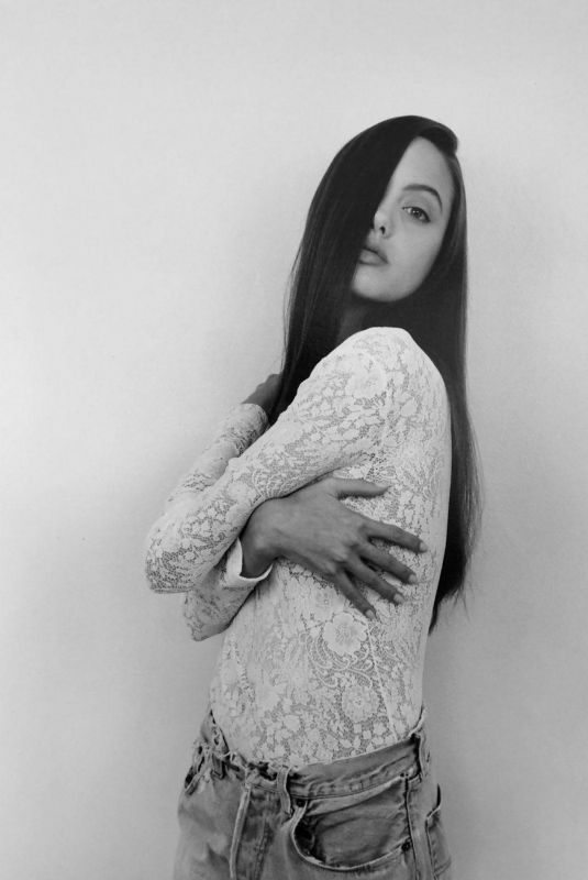 ANGELINA JOLIE by Michael Myers, 1990