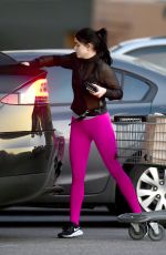 ARIEL WINTER Shopping at Whole Foods in Los Angeles 04/10/2019