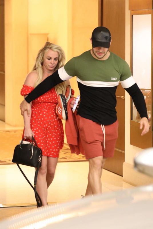 BRITNEY SPEARS Leaves Montage Hotel in Beverly Hills 04/21/2019