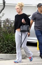 BRITNEY SPEARS Out and About in Thousand Oaks 04/26/2019