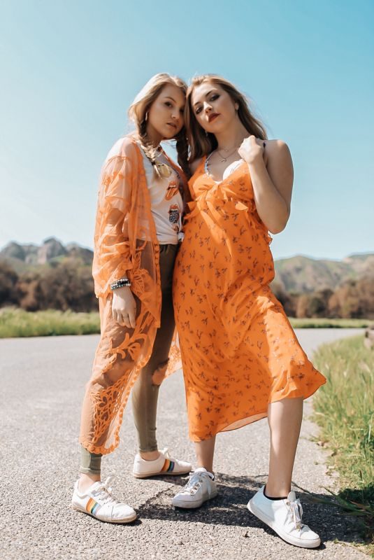 BROOKE SRENSON and ALEXA SUTHERLAND on the Set of a Photoshoot, March 2019