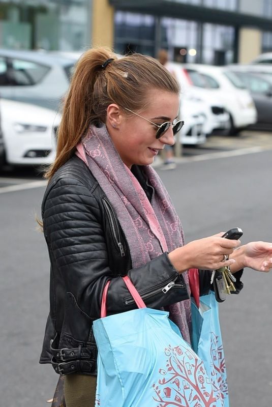 DANI DYER Shopping at Home Bargains in Essex 04/24/2019