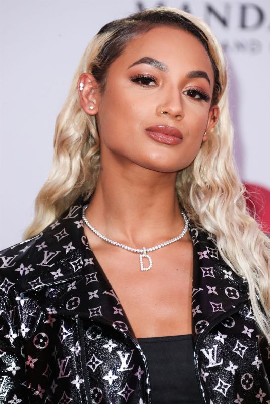 DANILEIGH at 2019 Billboard Latin Music Awards Press Room in Las Vegas 04/25/2019