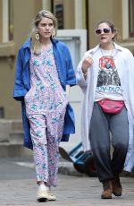 DREW BARRYMORE Shopping at a Local Market in Sydney 04/12/2019