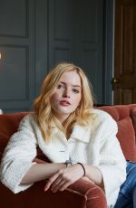 ELLIE BAMBER for WWD