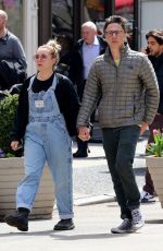 FLORENCEPUGH and Zach Braff Out in New York 04/12/2019