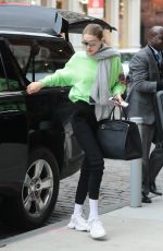 GIGI HADID Arrives at Her Apartment in New York 04/02/2019