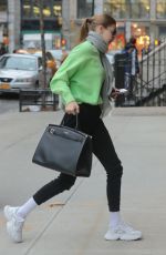 GIGI HADID Arrives at Her Apartment in New York 04/02/2019