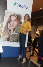 GISELE BUNDCHEN at Thalia Book Store 04/03/2019