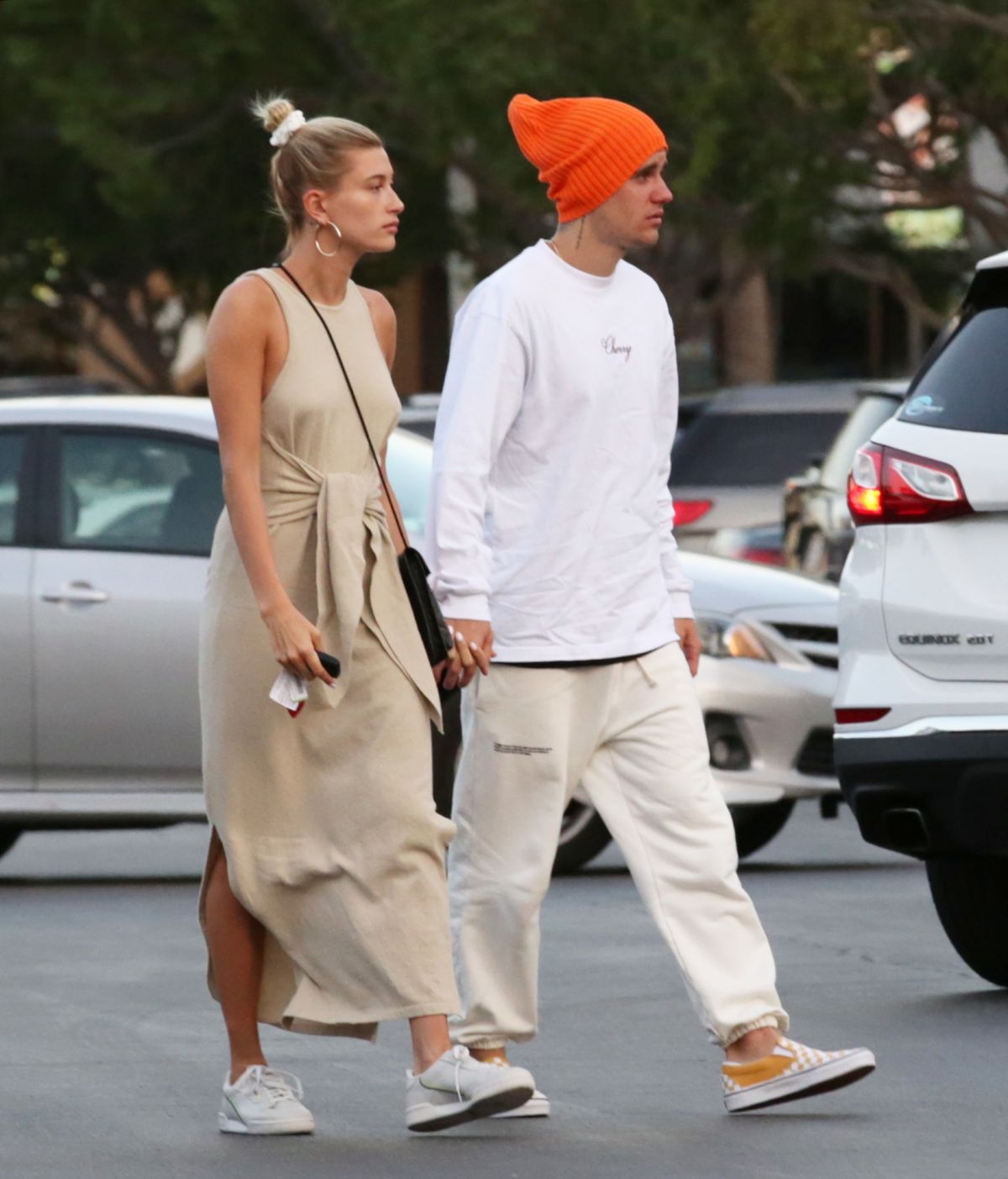 hailey-and-justin-bieber-out-in-los-angeles-03-30-2019-1.jpg