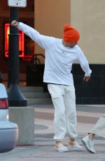 HAILEY and Justin BIEBER Out in Los Angeles 03/30/2019