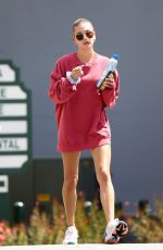 HAILEY BIEBER Heading to Pilates Class in Los Angeles 04/18/2019