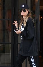 HEIDI KLUM Out and About in Beverly Hills 04/02/2019