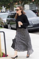 JENNIFER GARNER Arrives at a Church in Palisaded 04/28/2019