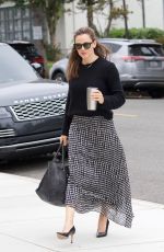JENNIFER GARNER Arrives at a Church in Palisaded 04/28/2019