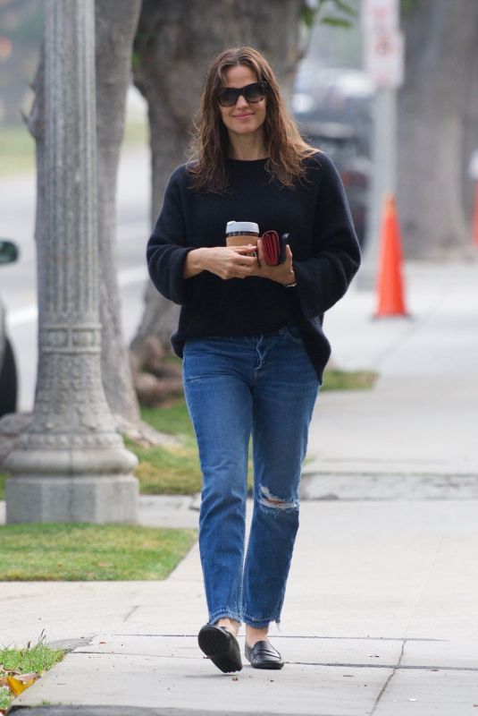 JENNIFER GARNER in Denim Out in Brentwood 04/24/2019