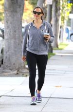 JENNIFER GARNER Out and About in Brentwood 04/08/2019