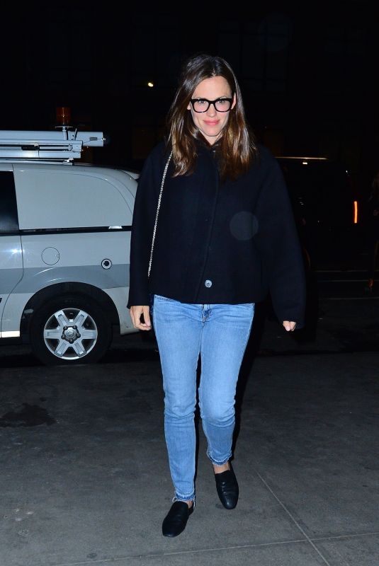 JENNIFER GARNER Out for Dinner in New York 04/10/2019