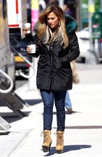 JENNIFER LOPEZ Arrives on the Set of Hustlers in New York 04/01/2019