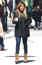 JENNIFER LOPEZ Arrives on the Set of Hustlers in New York 04/01/2019