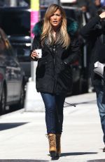 JENNIFER LOPEZ Arrives on the Set of Hustlers in New York 04/01/2019