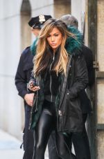 JENNIFER LOPEZ in Spandex on the Set of Hustlers in New York 04/01/2019