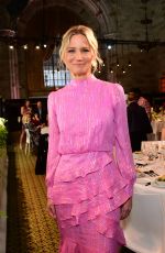 JENNIFER NETTLES at Variety