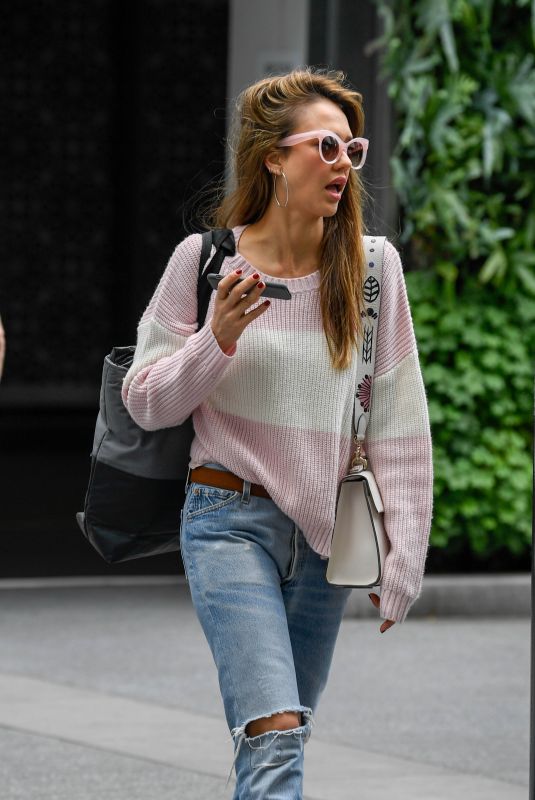 JESSICA ALBA at Gelson
