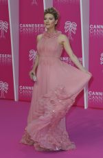KATHERYN WINNICK at 2019 Cannes International Series Festival Closing Night 04/10/2019