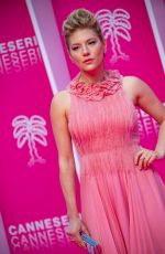 KATHERYN WINNICK at 2019 Cannes International Series Festival Closing Night 04/10/2019