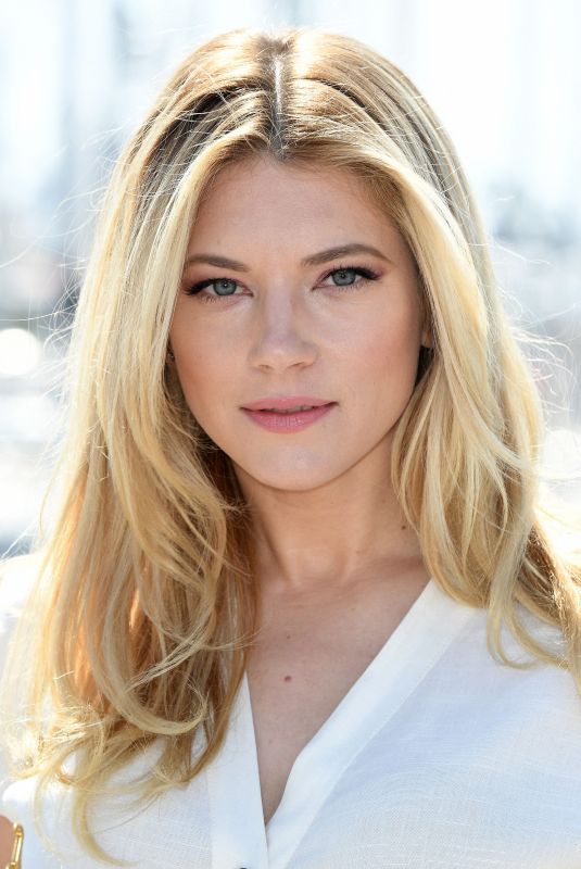 KATHERYN WINNICK at Canneseries International Series Festival 04/09/2019