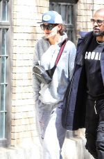 KATIE HOLMES and Jamie Foxx Out Holding Hands in New York 04/16/2019