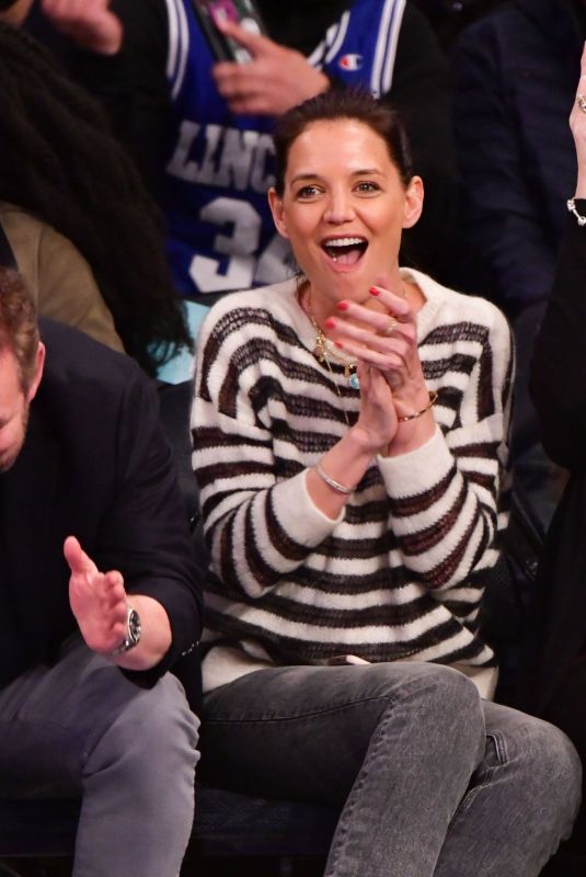 KATIE HOLMES at Washington Wizards vs New York Knicks Game in New york 04/07/2019