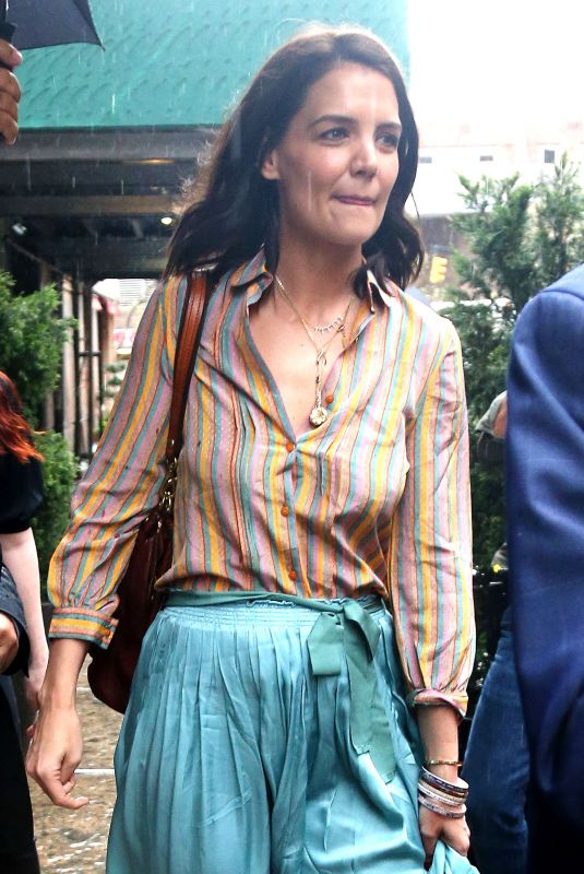 KATIE HOLMES Out and About in New York 04/22/2019