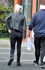 KATIE MCGLYNN Leaves KSL Hair Transplant Clinic in Manchester 04/07/2019