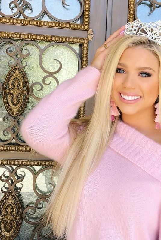 KAYLYN SLEVIN – Miss Teen USA Instagram Pictures 04/01/2019