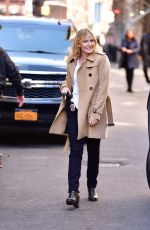 KELLI GIDDISh ont he Set of Law & Order: SVU in New York 04/01/2019