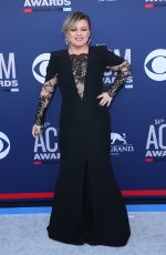 KELLY CLARKSON at 2019 Academy of Country Music Awards in Las Vegas 04/07/2019