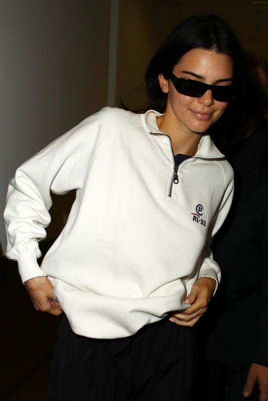 KENDALL JENNER Arrives at Airport in Sydney 04/04/2019