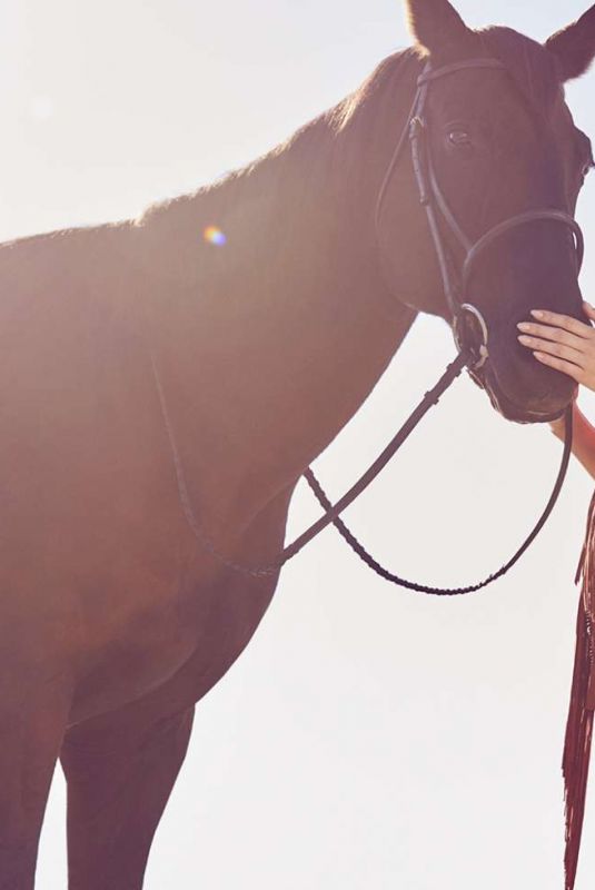 KENDALL JENNER for Longchamp Paris Spring/Summer 2019 Campaign