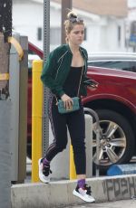 KIERNAN SHIPKA Out and About in Silver Lake 04/20/2019