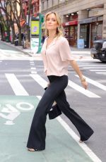 KRISTIN CAVALLARI Leaves On Air with Ryan Seacrest in New York 04/17/2019