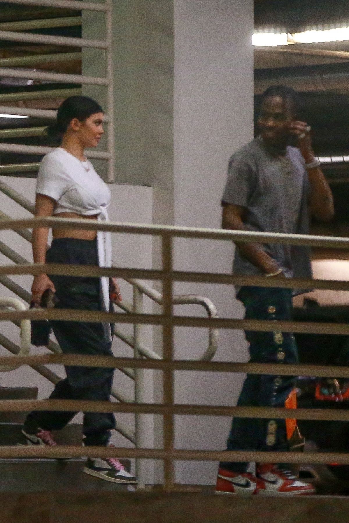 kylie-jenner-and-travis-scott-out-in-beverly-hills-04-08-2019-1.jpg