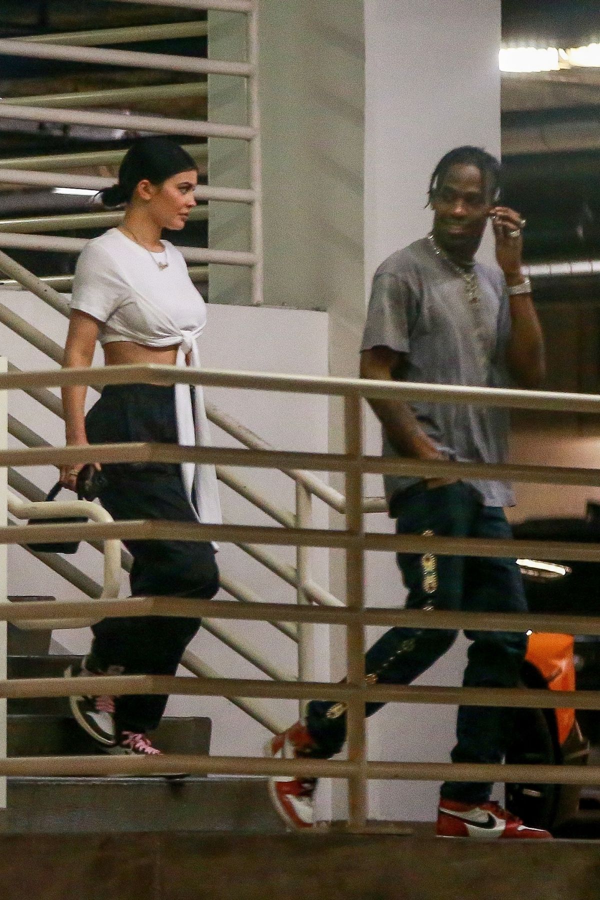 kylie-jenner-and-travis-scott-out-in-beverly-hills-04-08-2019-4.jpg